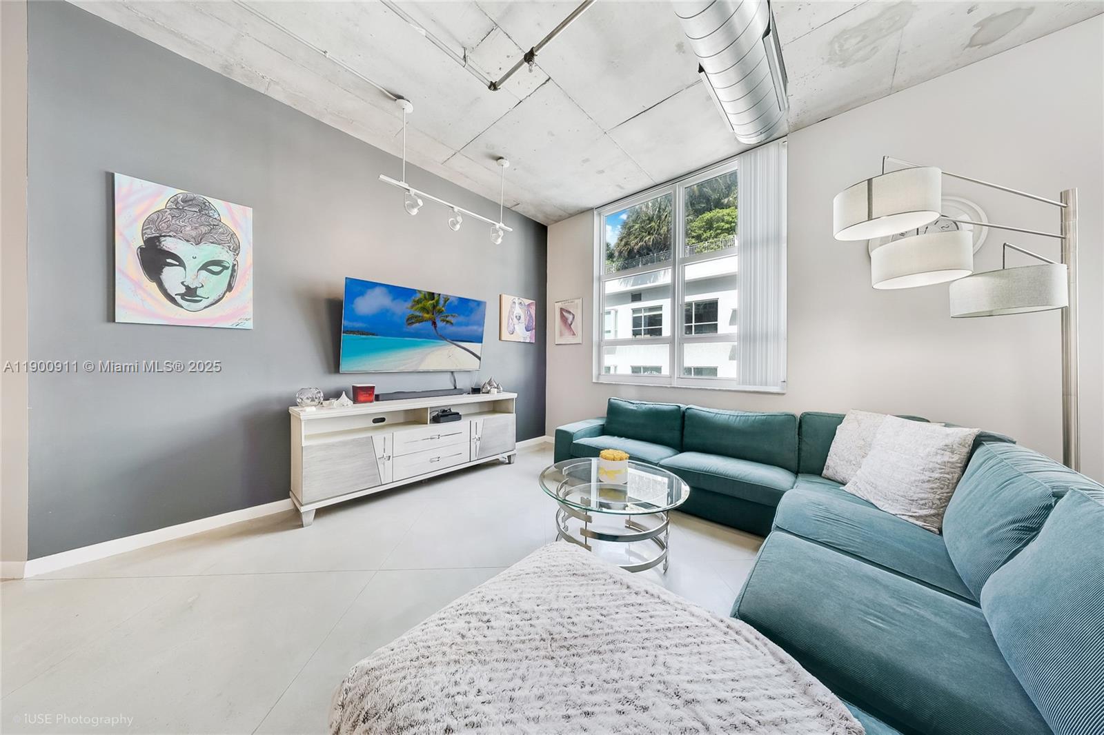 CITE CONDO - Residential Lease
