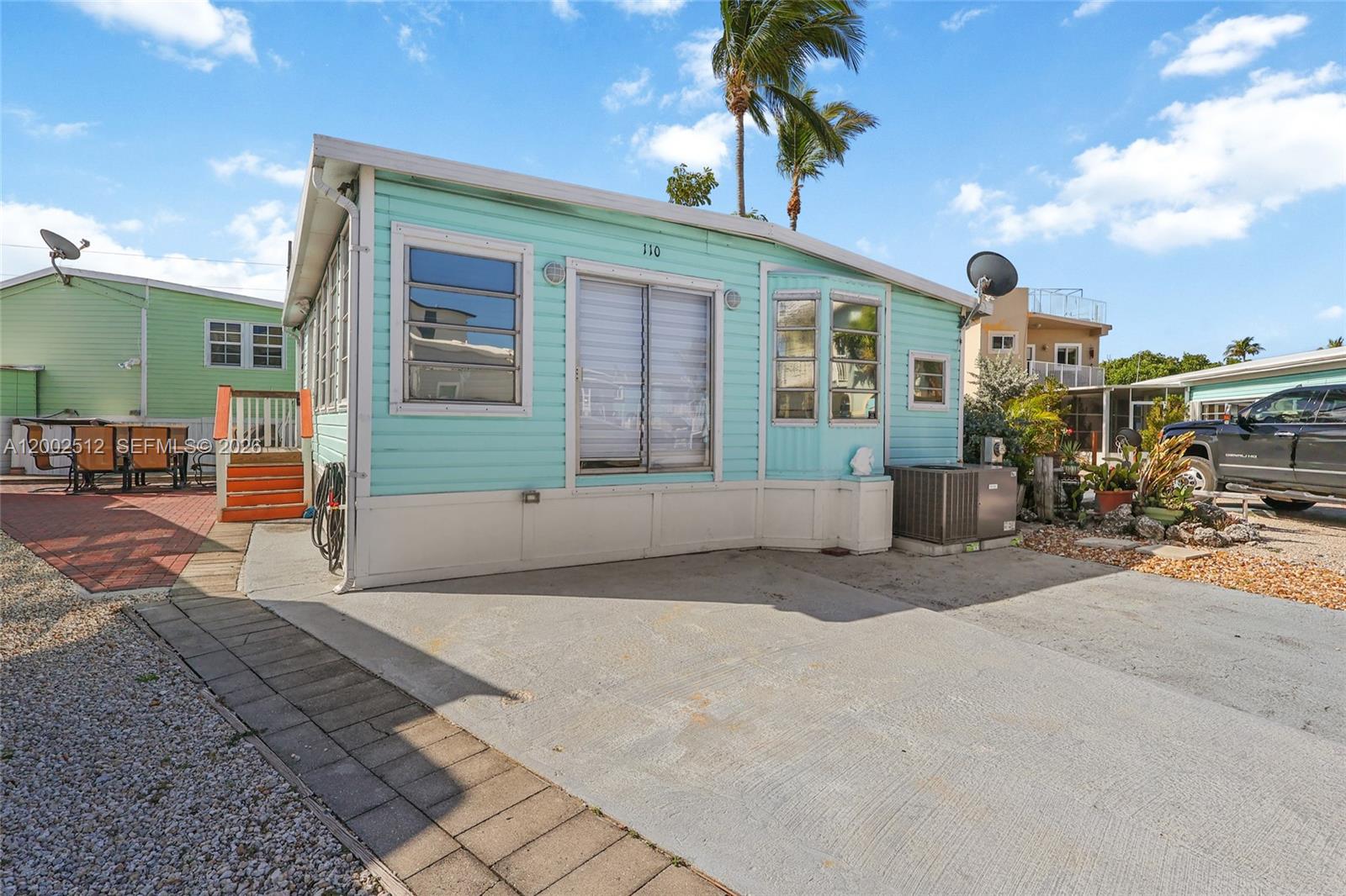 Beautifully updated 2BD/1BA in a desirable Long Key community. Bright open layout with modern finishes and a private patio perfect for relaxing or entertaining. Move-in ready with plenty of natural light throughout.
Enjoy great amenities, including pool, tennis courts, clubhouse, and marina with boat ramp and dock access, ideal for the Florida Keys lifestyle. Not waterfront, but just steps from water access.
Perfect as a primary residence, vacation home, or investment opportunity in a sought-after location.