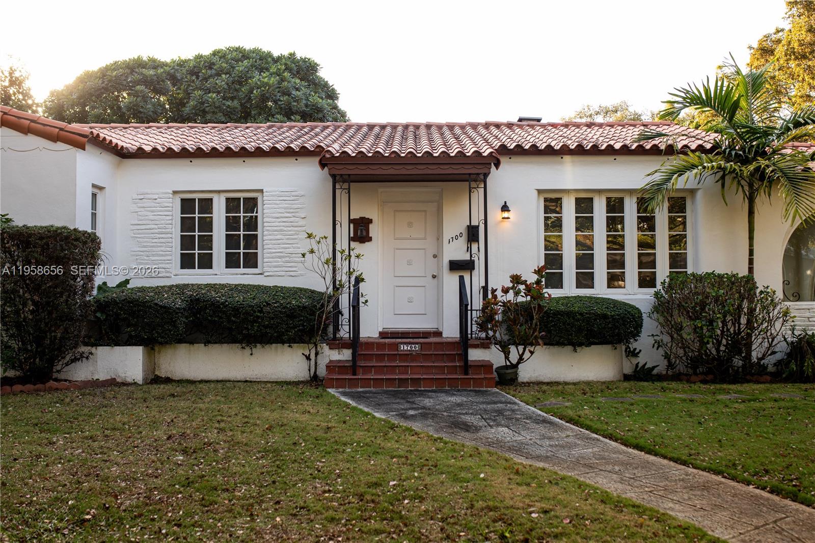 CORAL GABLES SEC B - Residential