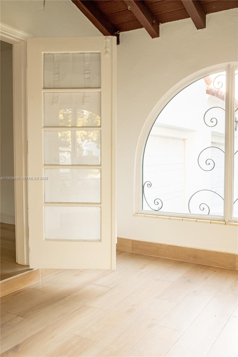 CORAL GABLES SEC B - Residential