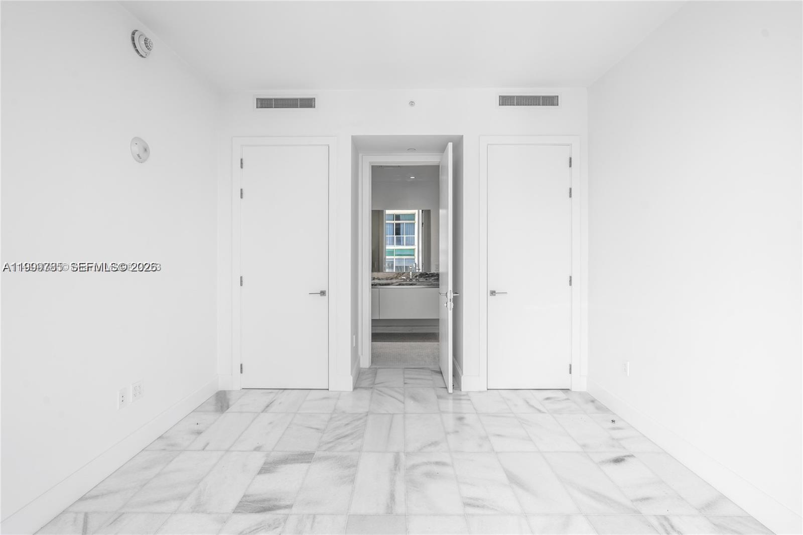 ESCOTTONIA PARK - Residential