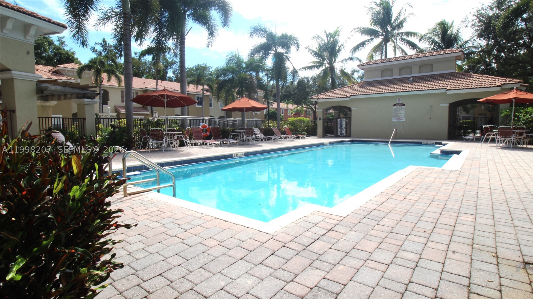 MERRICK PRESERVE CONDO - Residential