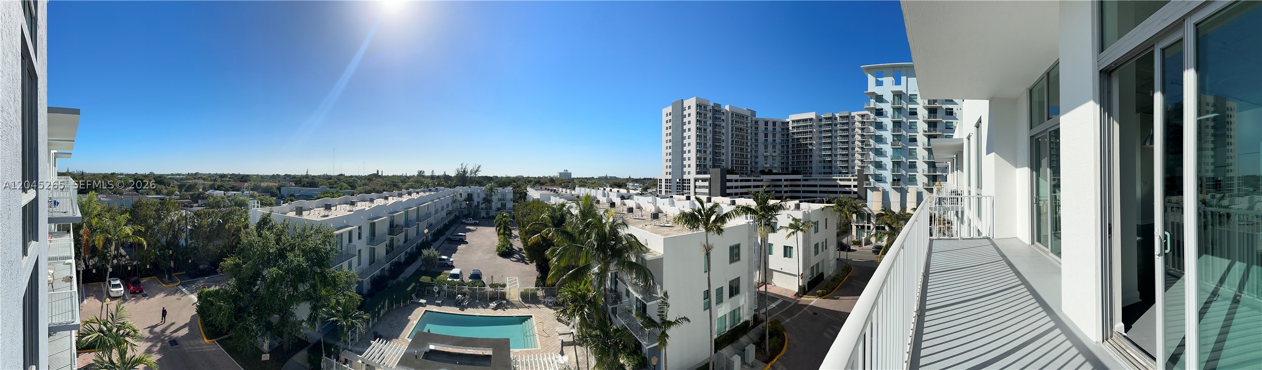 LOFTS AT HOLLYWOOD STATIO - Residential Lease