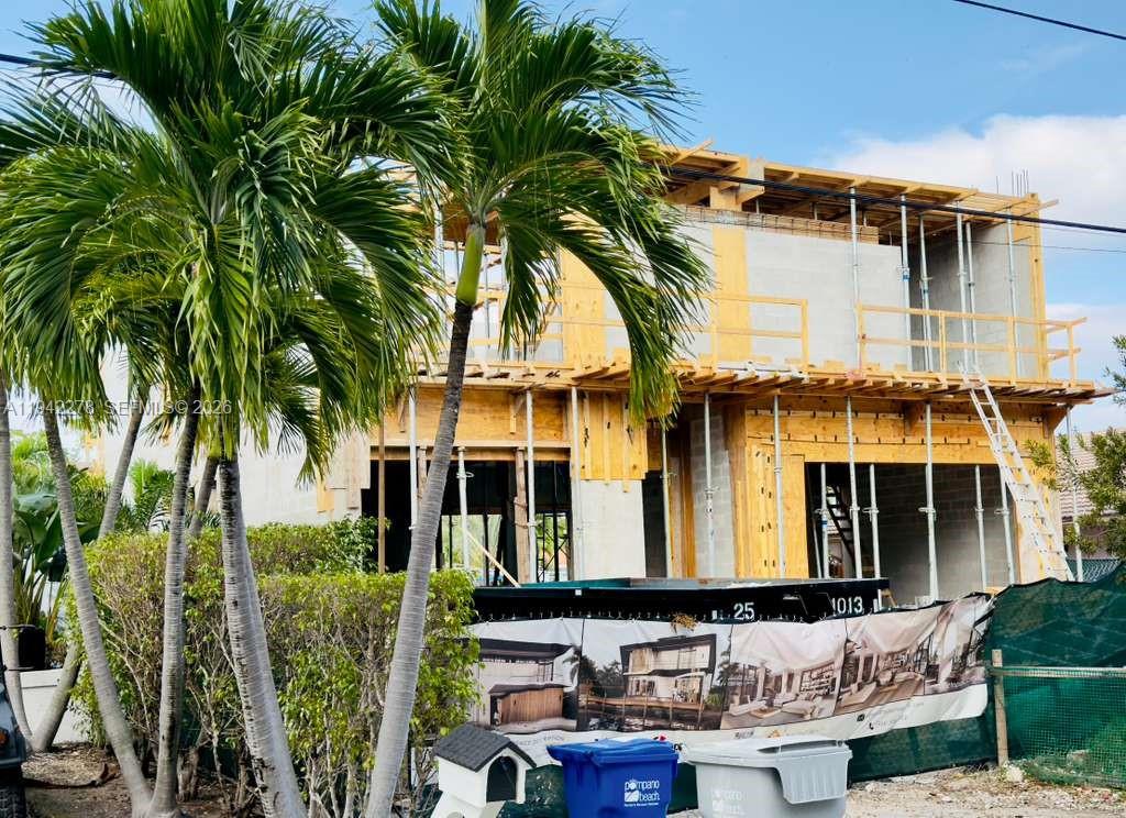 POMPANO ISLES - Residential