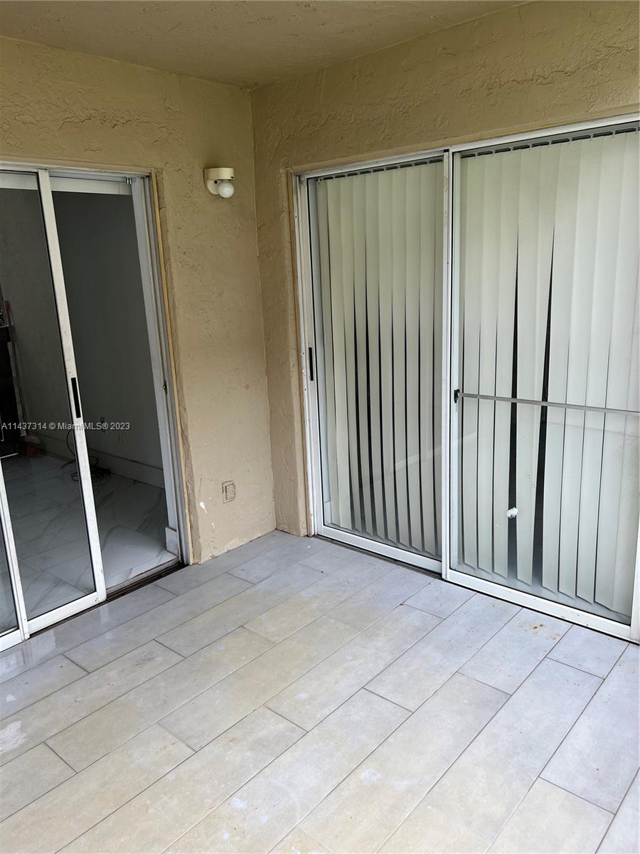 VILLA RUSTICA I CONDO - Residential Lease