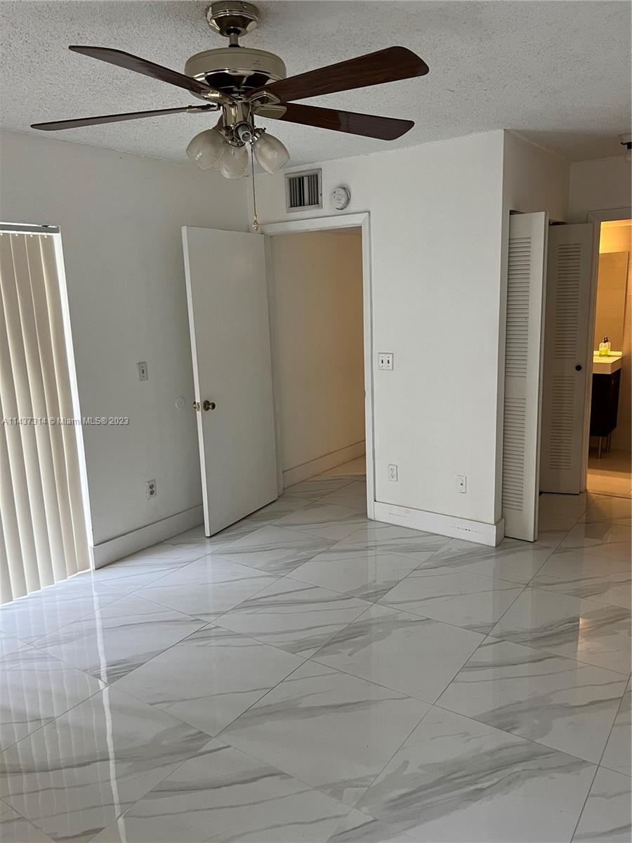 VILLA RUSTICA I CONDO - Residential Lease