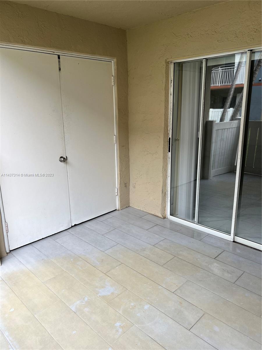 VILLA RUSTICA I CONDO - Residential Lease