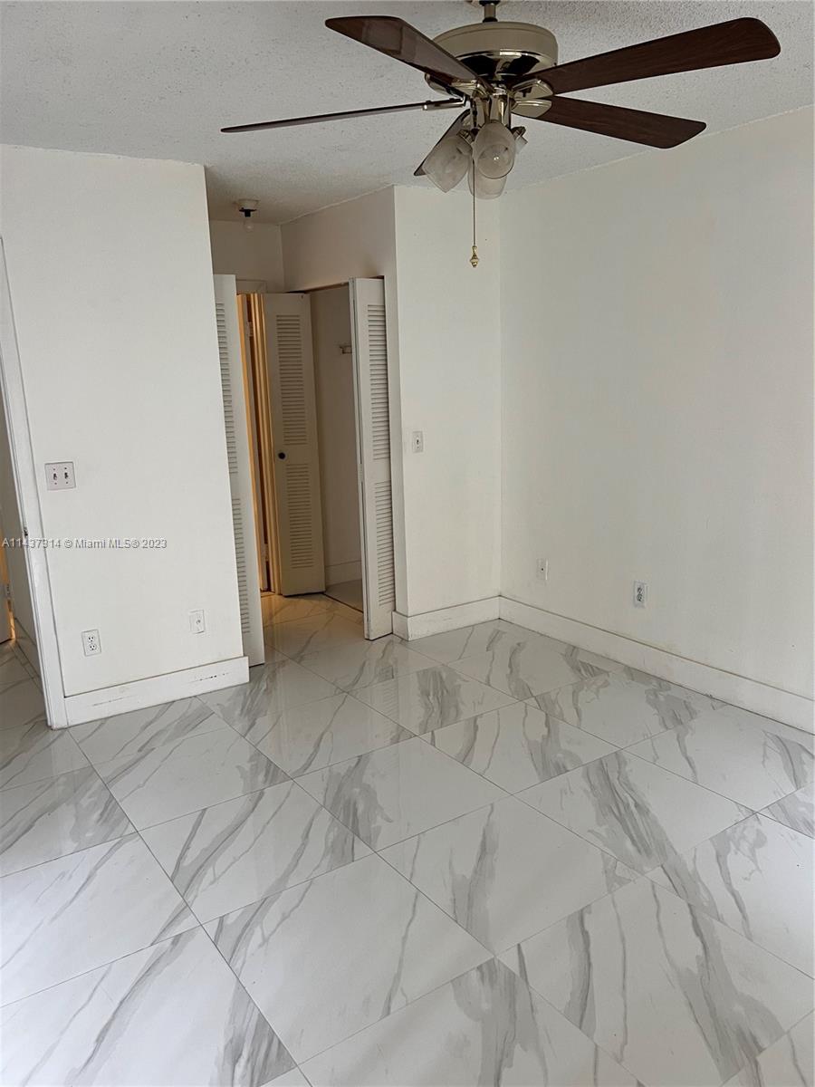 VILLA RUSTICA I CONDO - Residential Lease