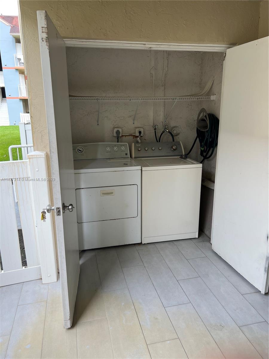VILLA RUSTICA I CONDO - Residential Lease