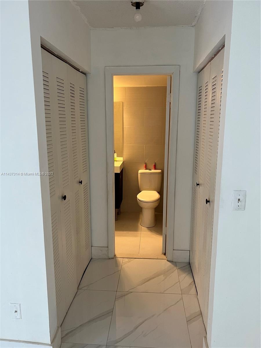 VILLA RUSTICA I CONDO - Residential Lease