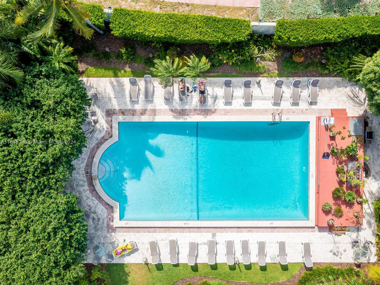 THE MANTELL CONDO - Residential Lease