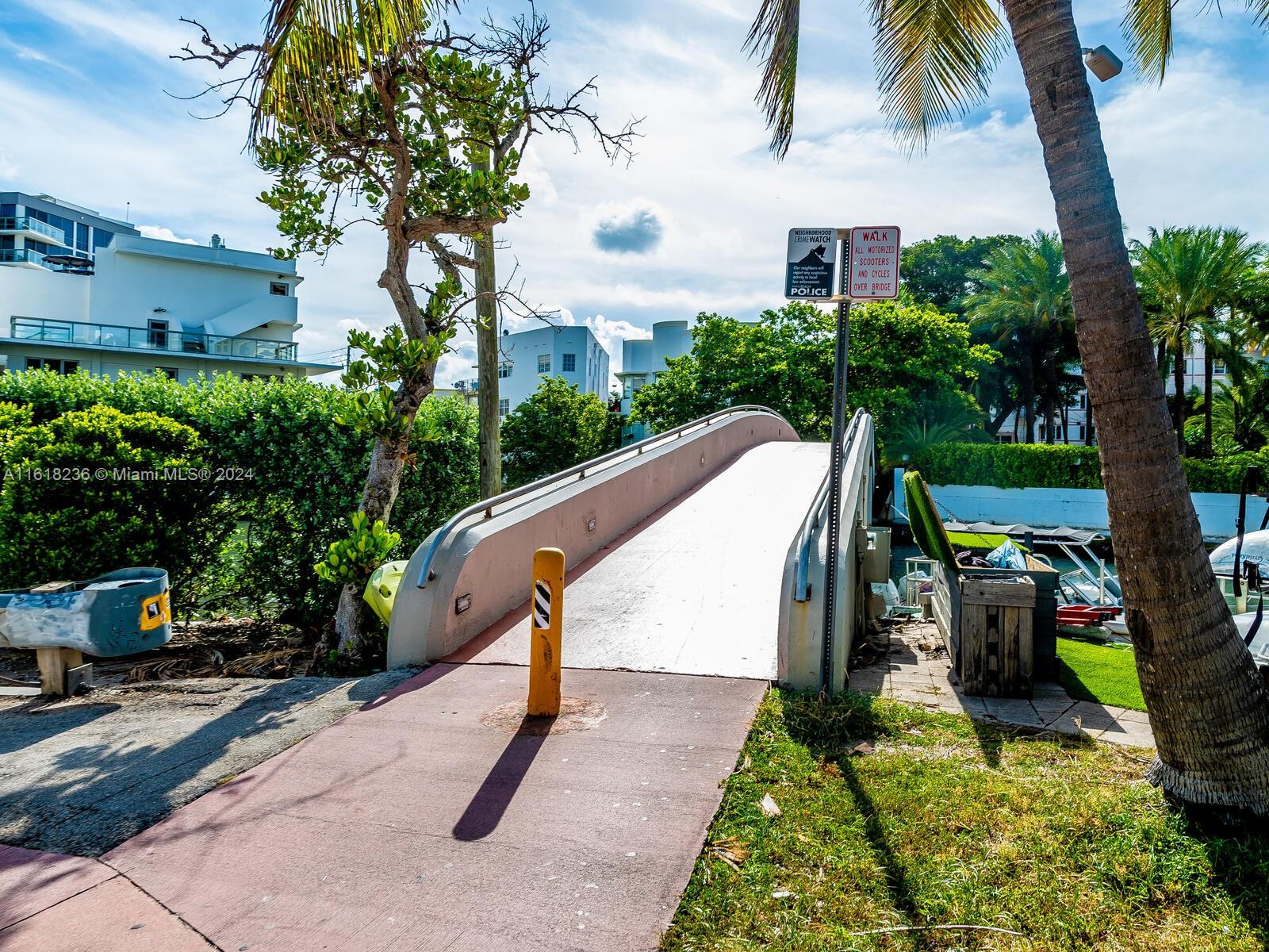 THE MANTELL CONDO - Residential Lease
