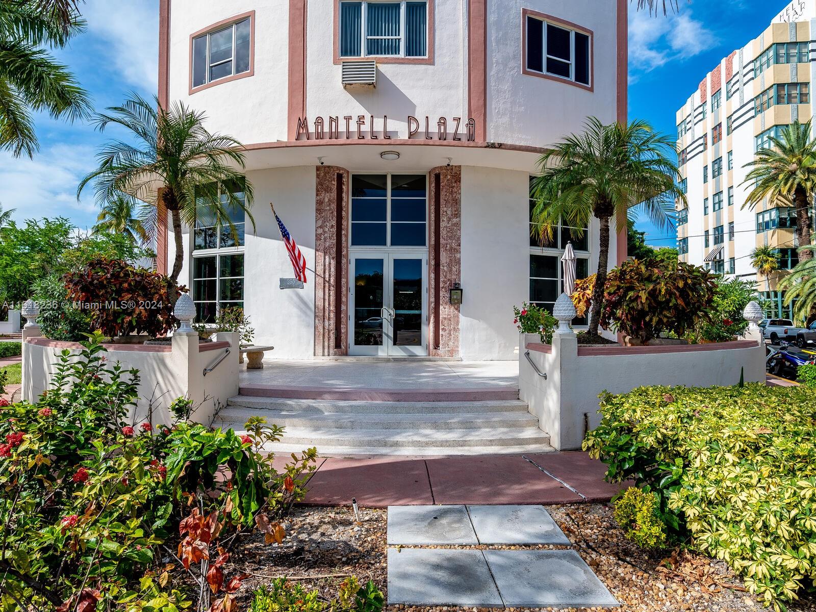 THE MANTELL CONDO - Residential Lease