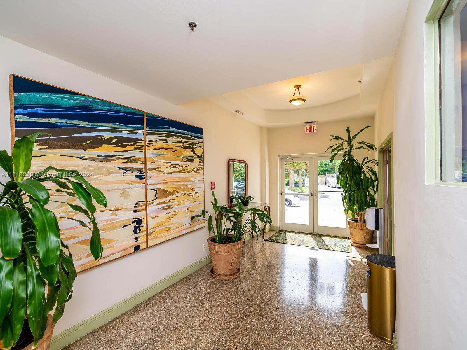 THE MANTELL CONDO - Residential Lease