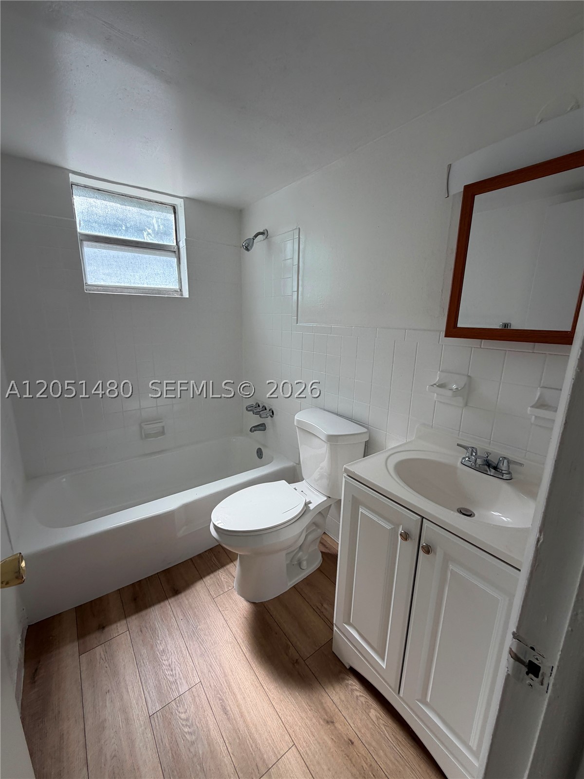 SUNRISE GOLF VILLAGE SEC - Residential Lease