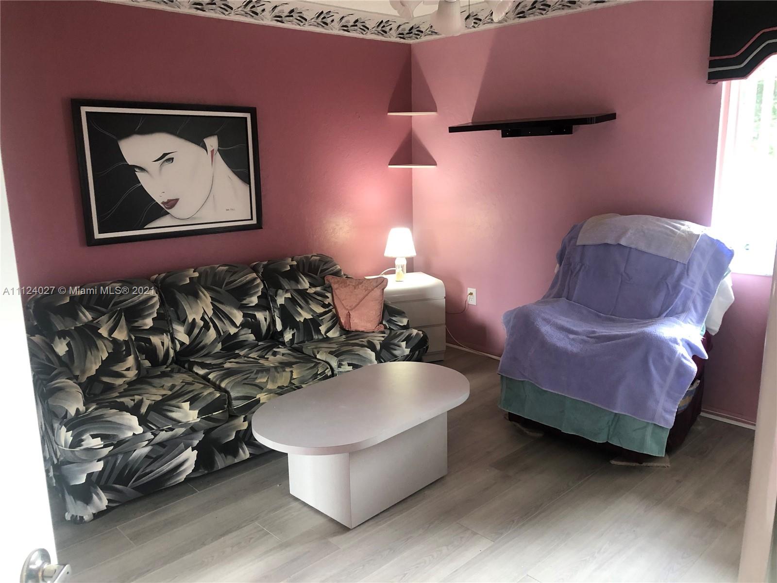 TRENT E CONDO - Residential