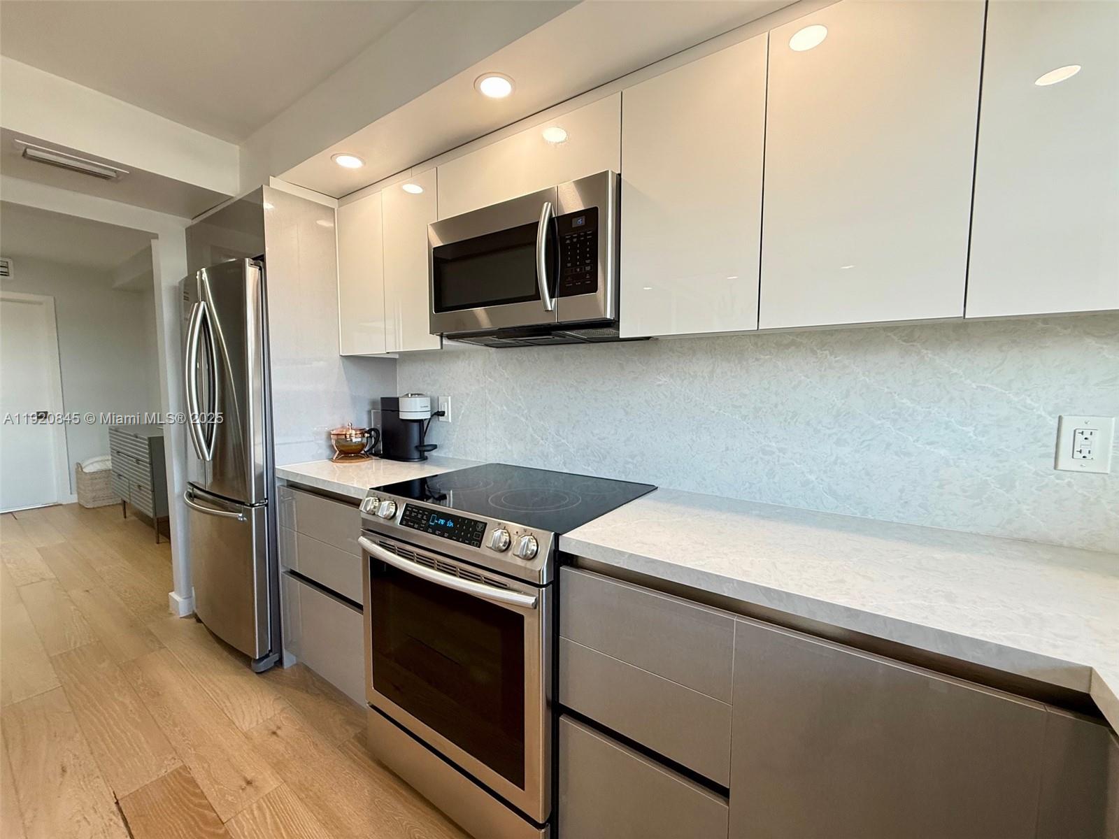 ELDORADO PLAZA WEST CONDO - Residential