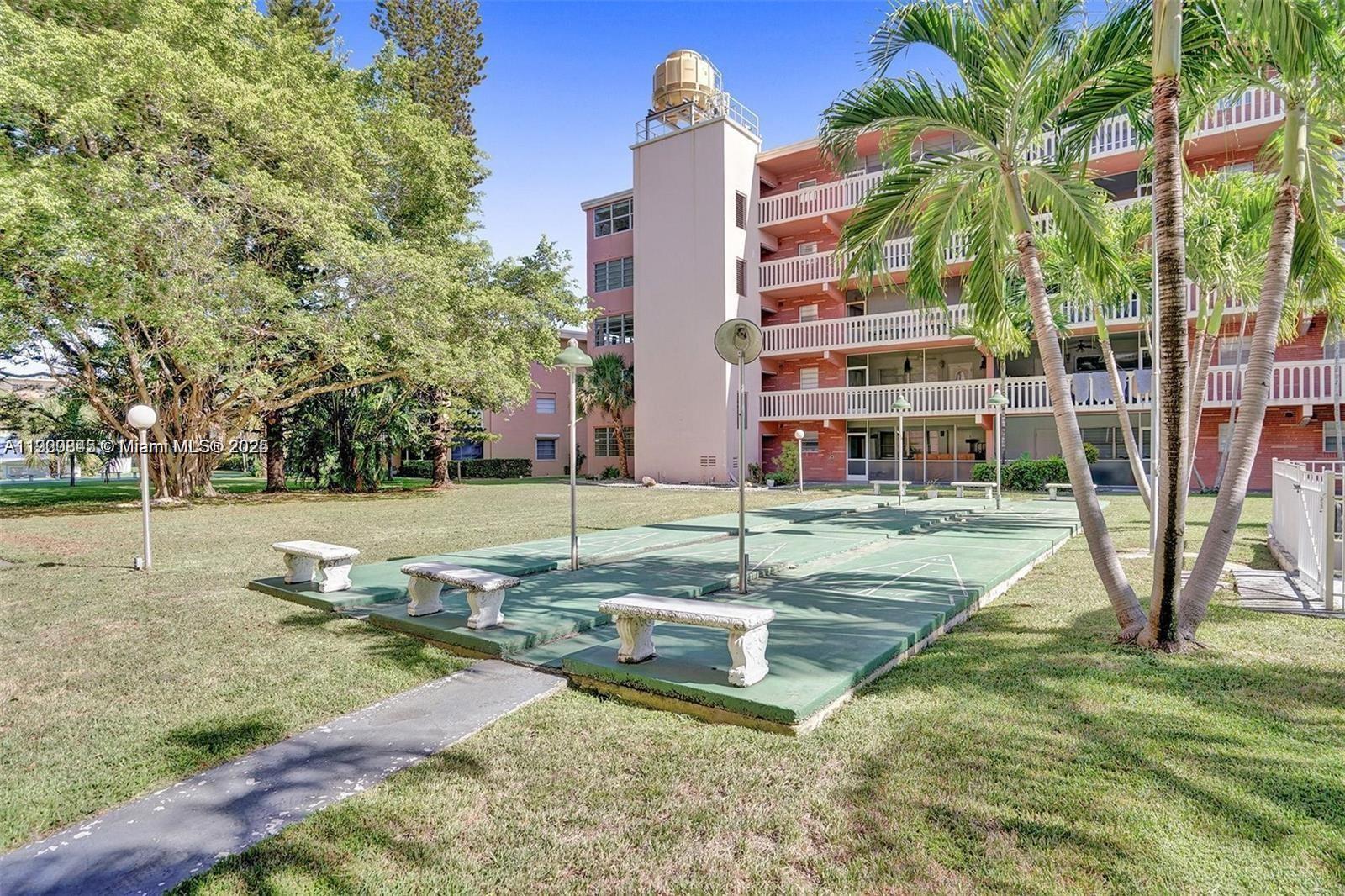 ELDORADO PLAZA WEST CONDO - Residential