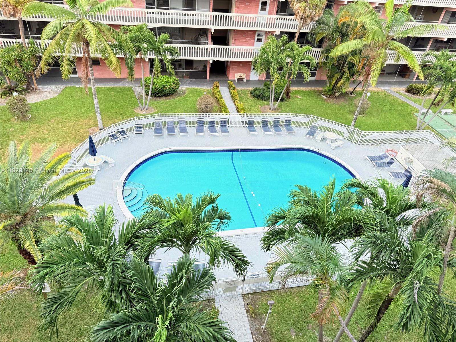 ELDORADO PLAZA WEST CONDO - Residential