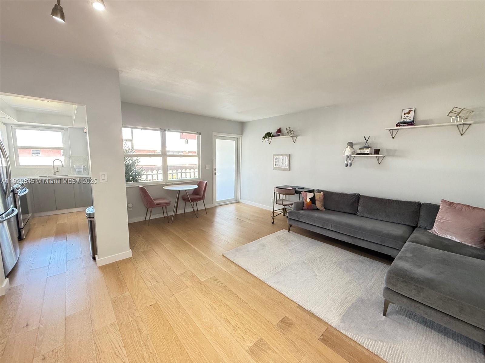 ELDORADO PLAZA WEST CONDO - Residential