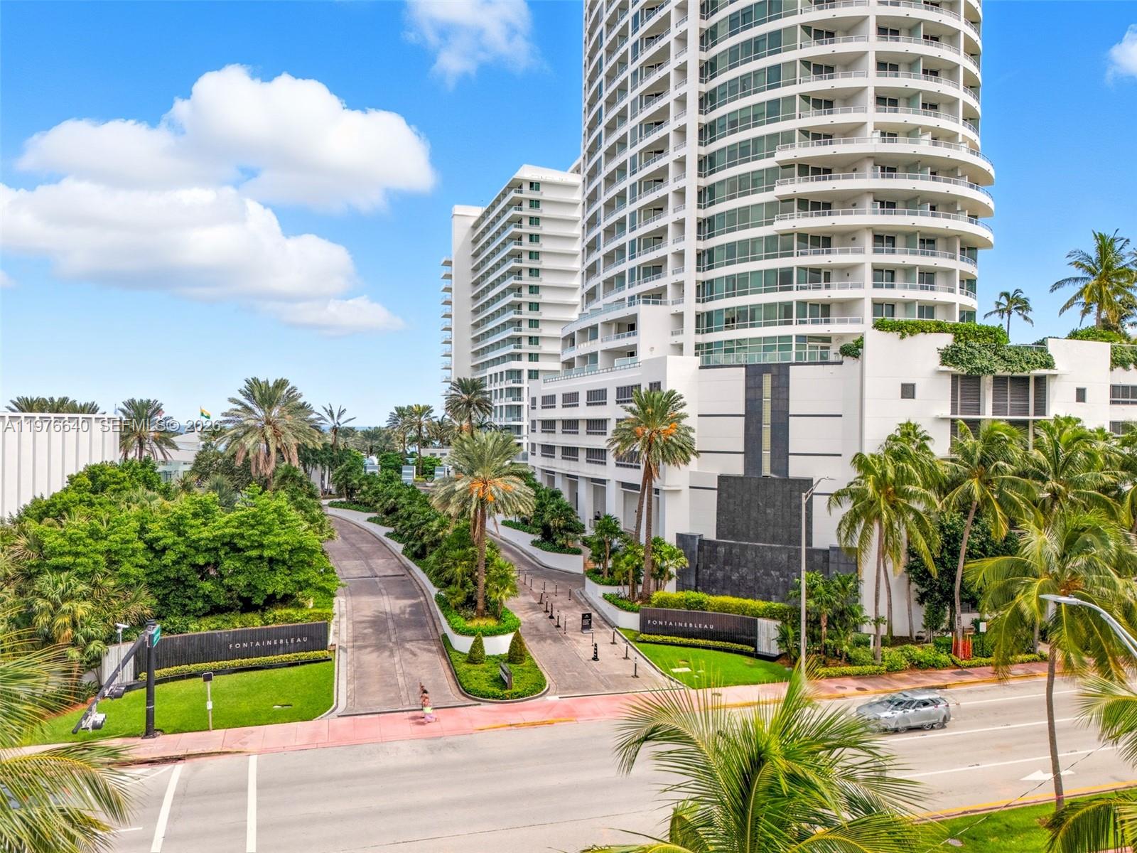 FONTAINEBLEAU III OCEAN C - Residential