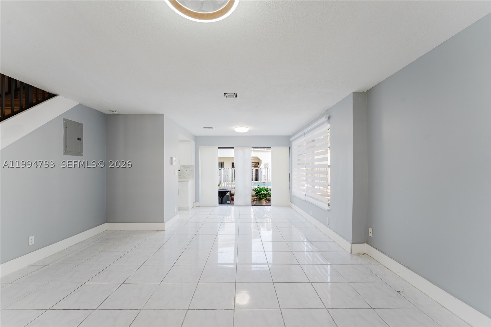 PALM SPRINGS VILLAGE COND - Residential