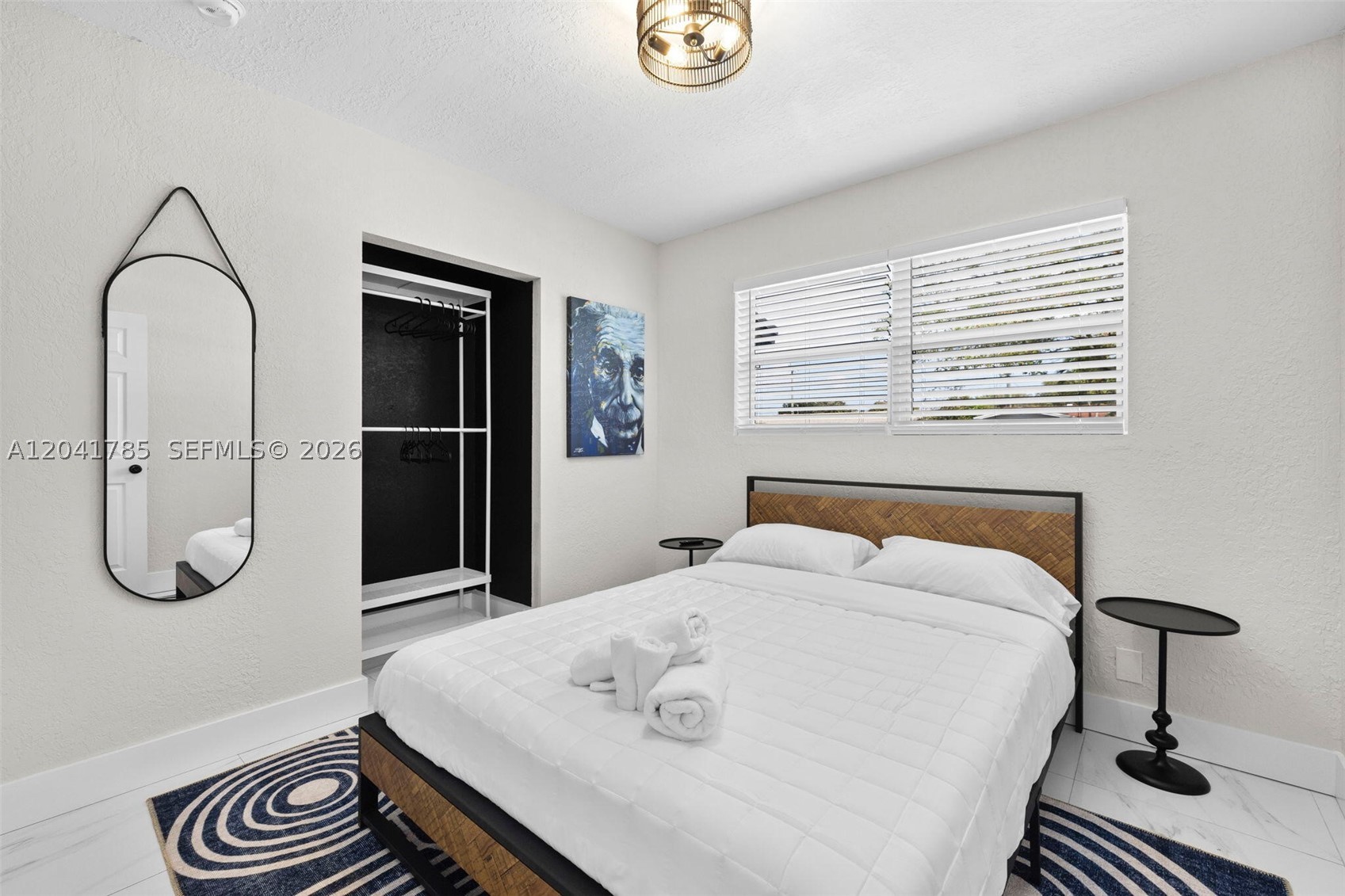 BOULEVARD PARK - Residential Lease