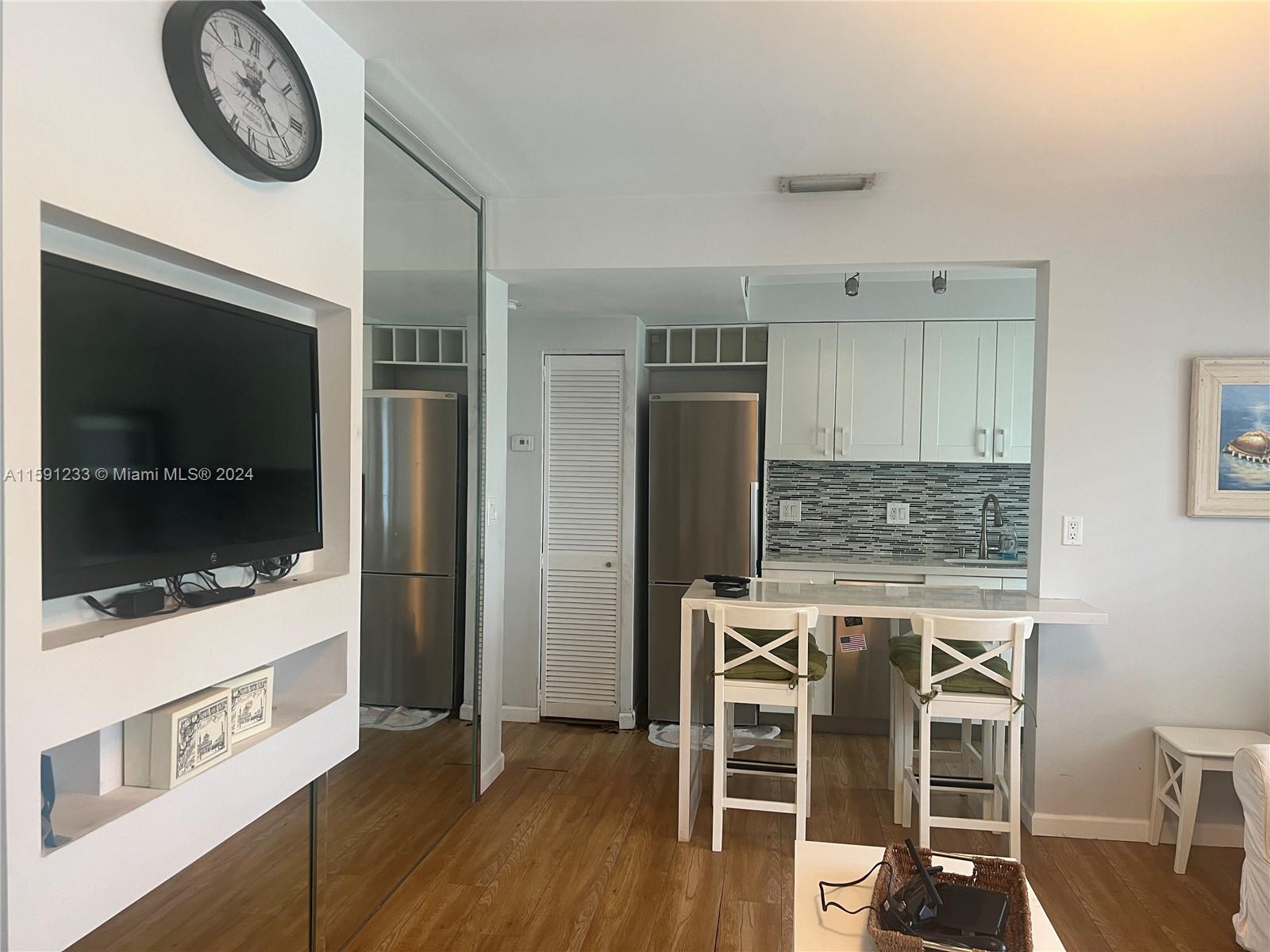 VISTA SHORES CO-OP - Residential Lease