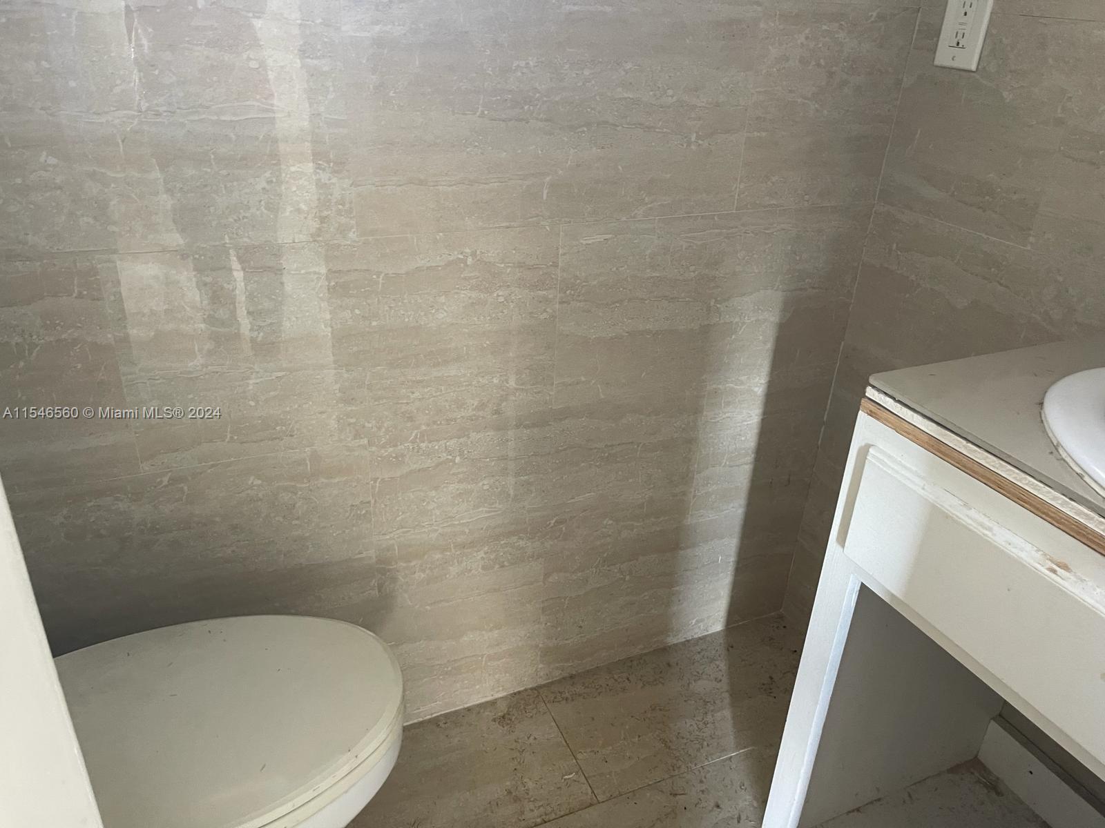 SUNNY ISLES INLAND - Residential