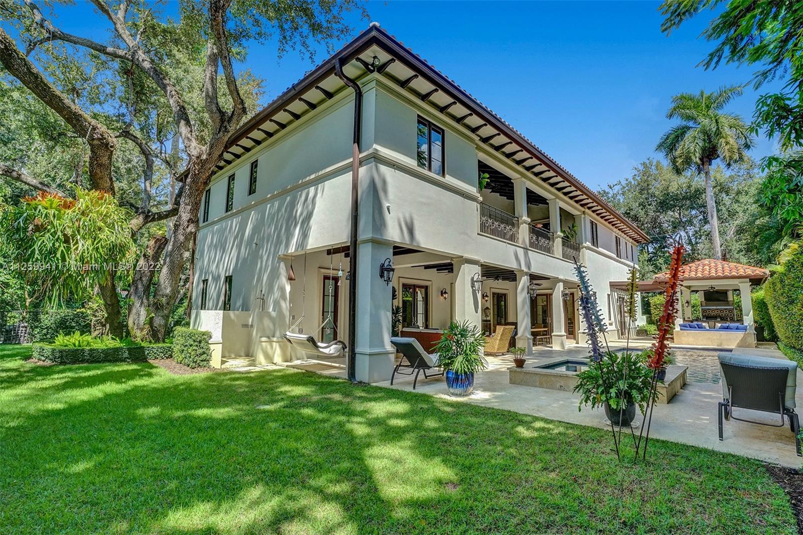 GRANADA PARK AMD - Residential