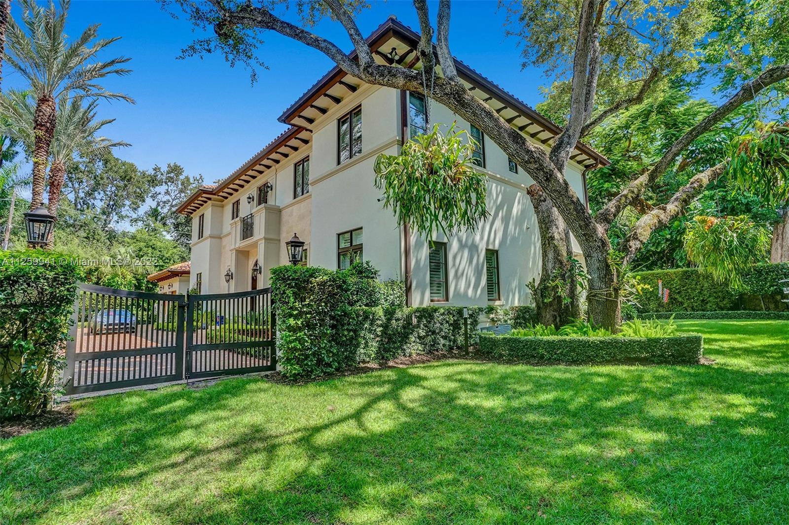 GRANADA PARK AMD - Residential