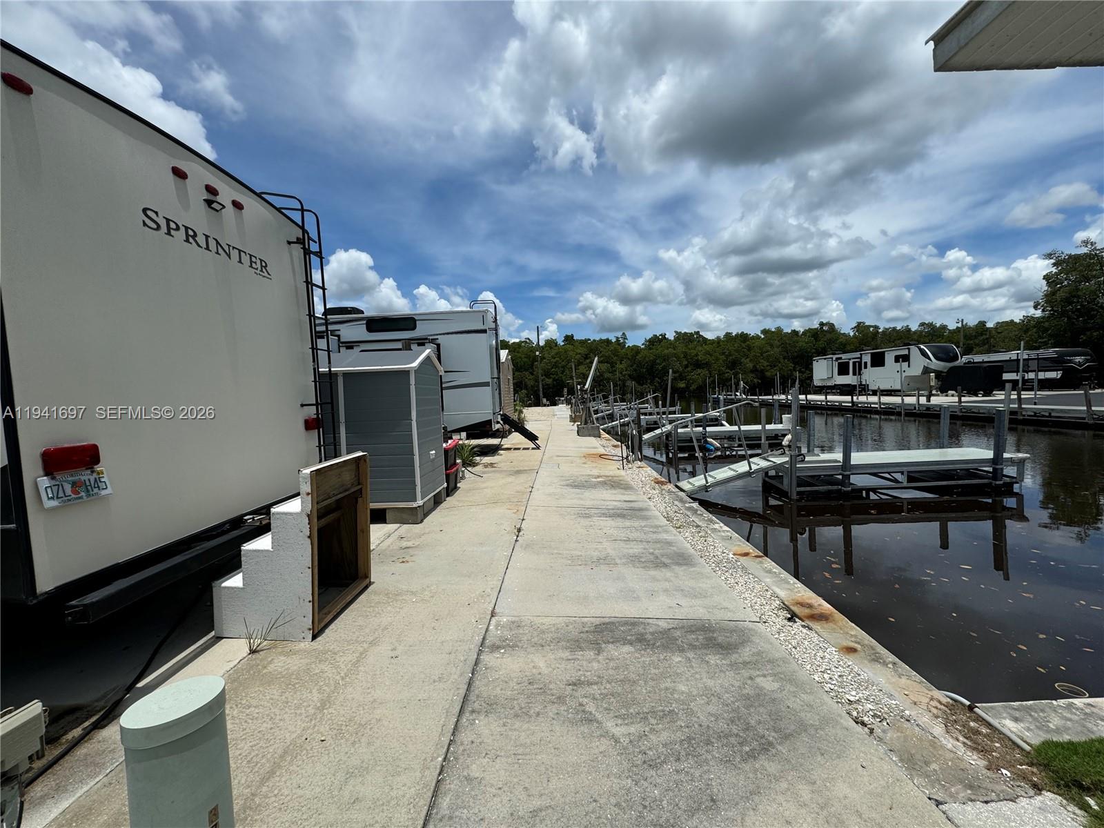 FISHERMAN'S COVE - Land