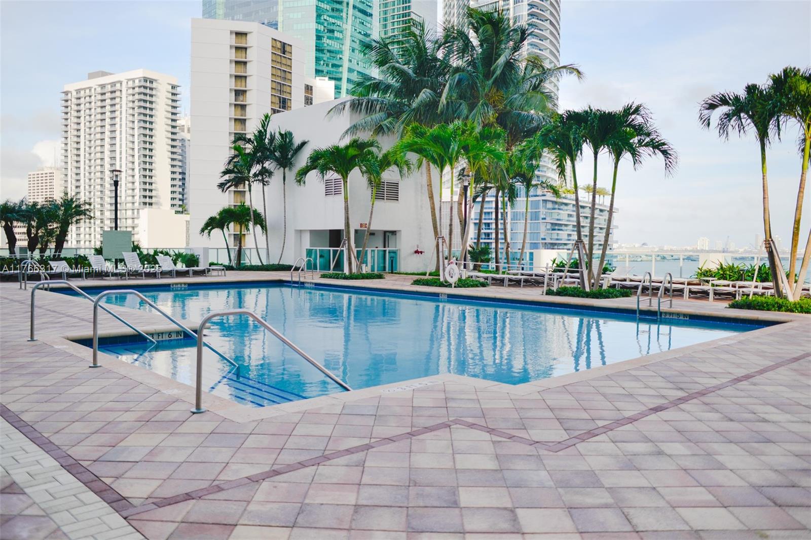 BRICKELL ON THE RIVER N T - Residential Lease
