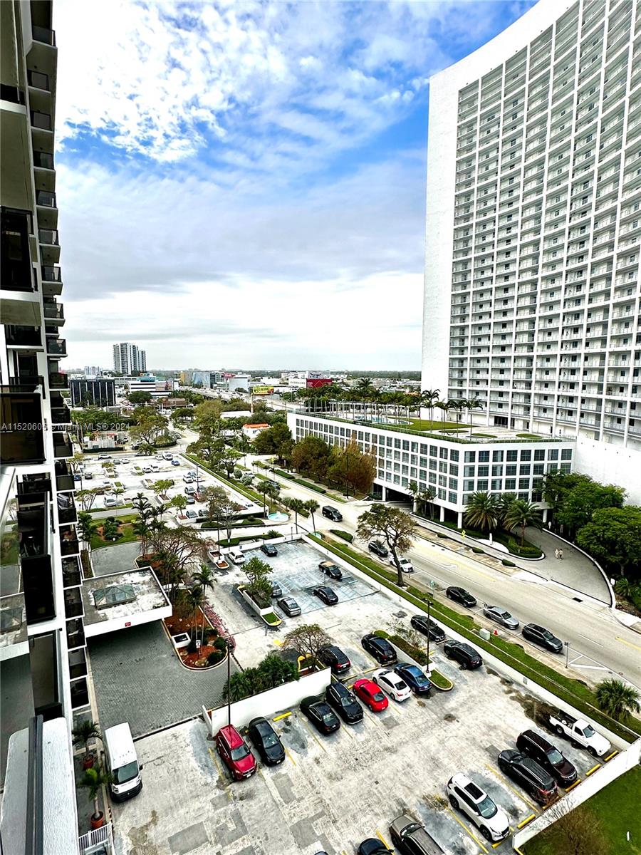 CHARTER CLUB CONDO - Residential Lease