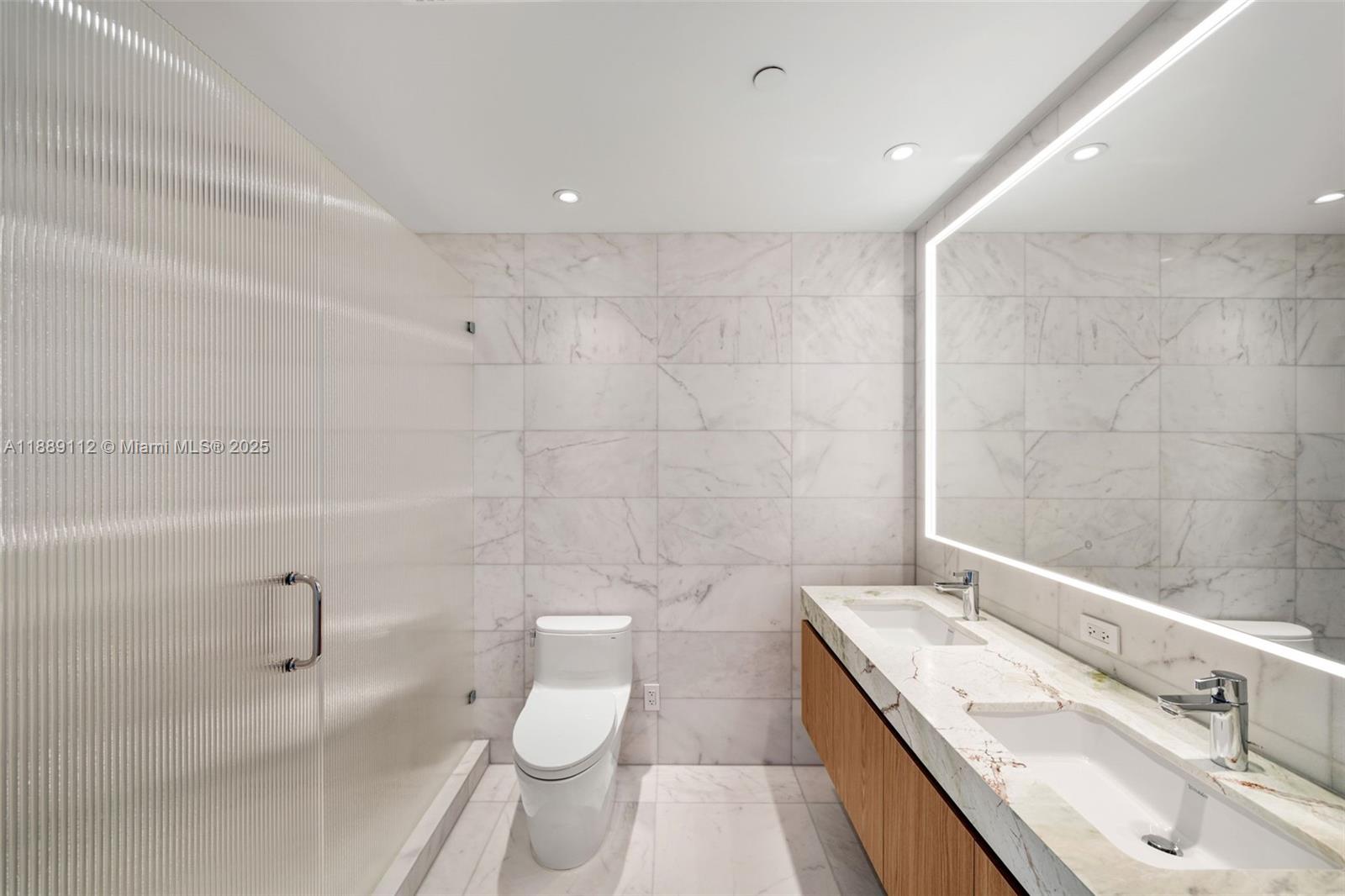 Park Residence Condo - Residential