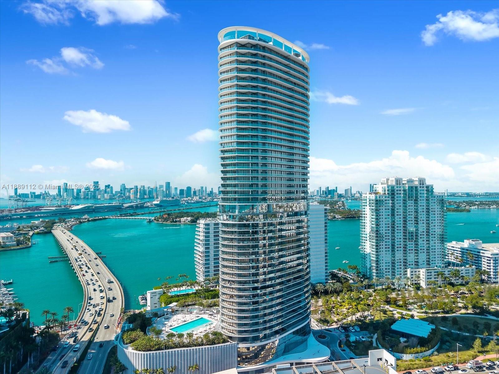 Park Residence Condo - Residential