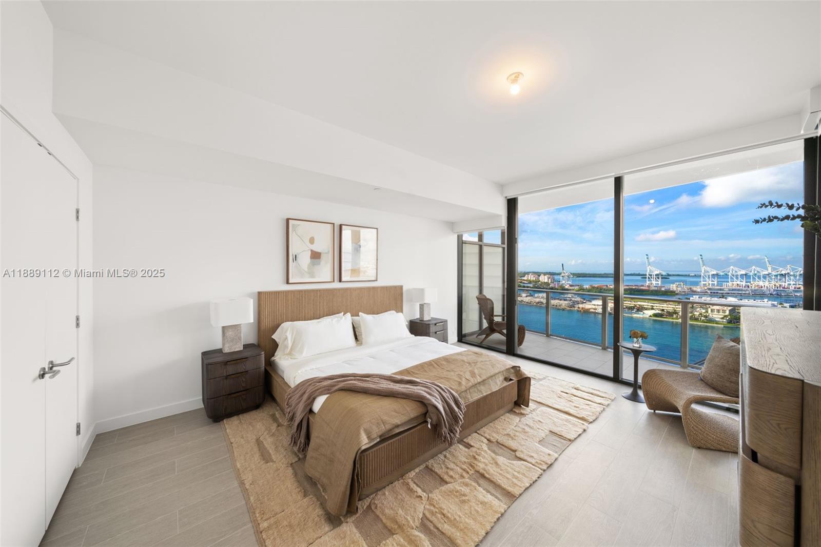Park Residence Condo - Residential