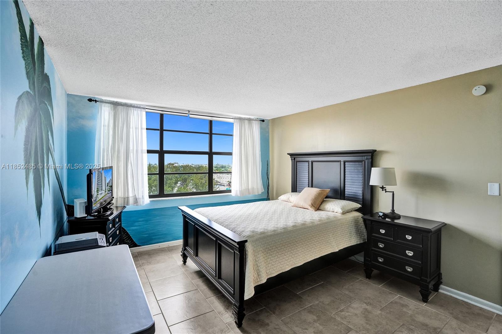 WATERBURY CONDO - Residential