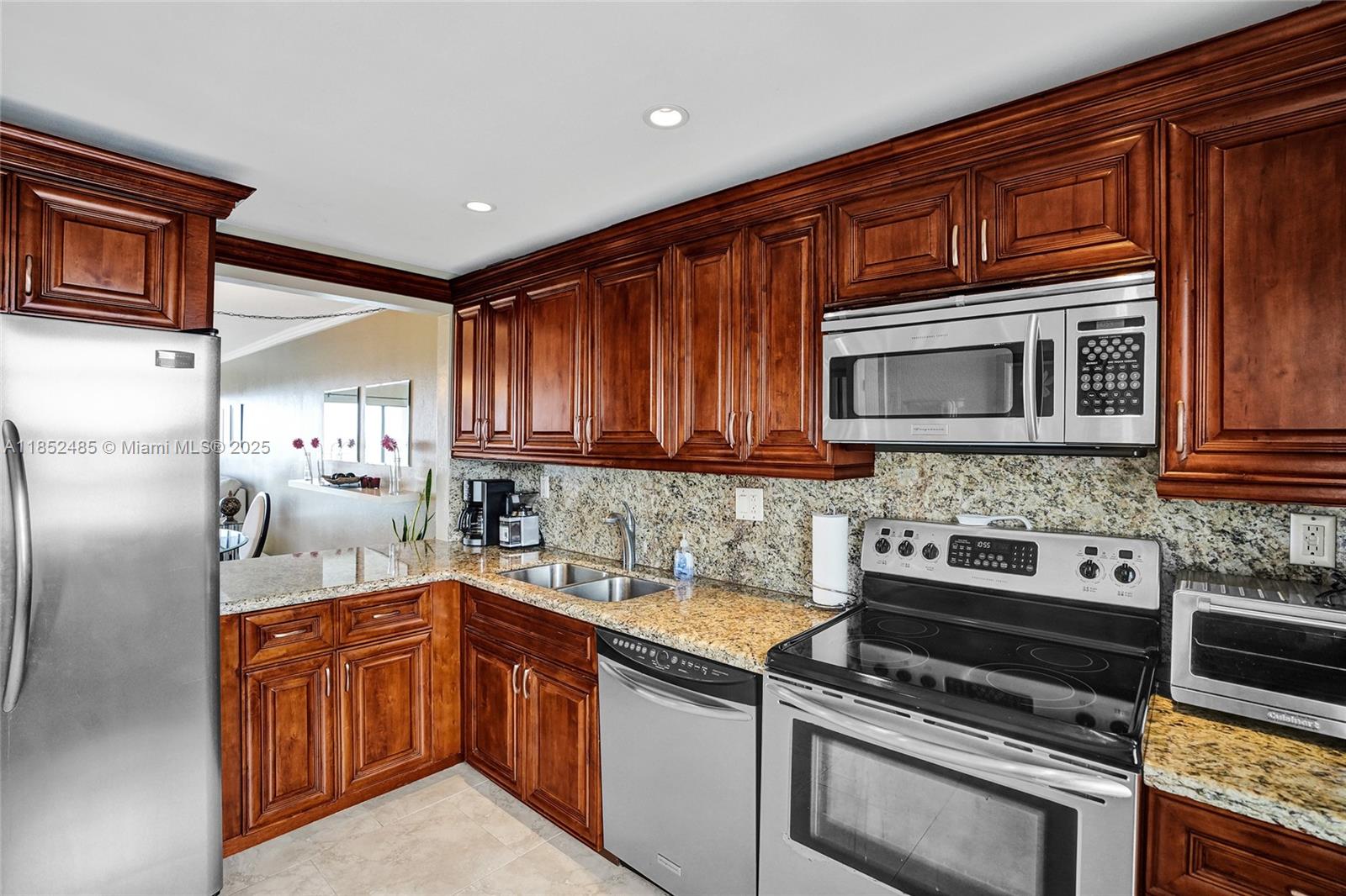 WATERBURY CONDO - Residential