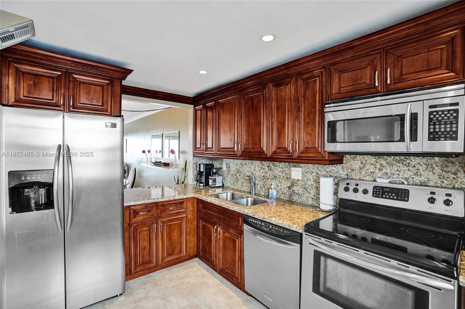 WATERBURY CONDO - Residential