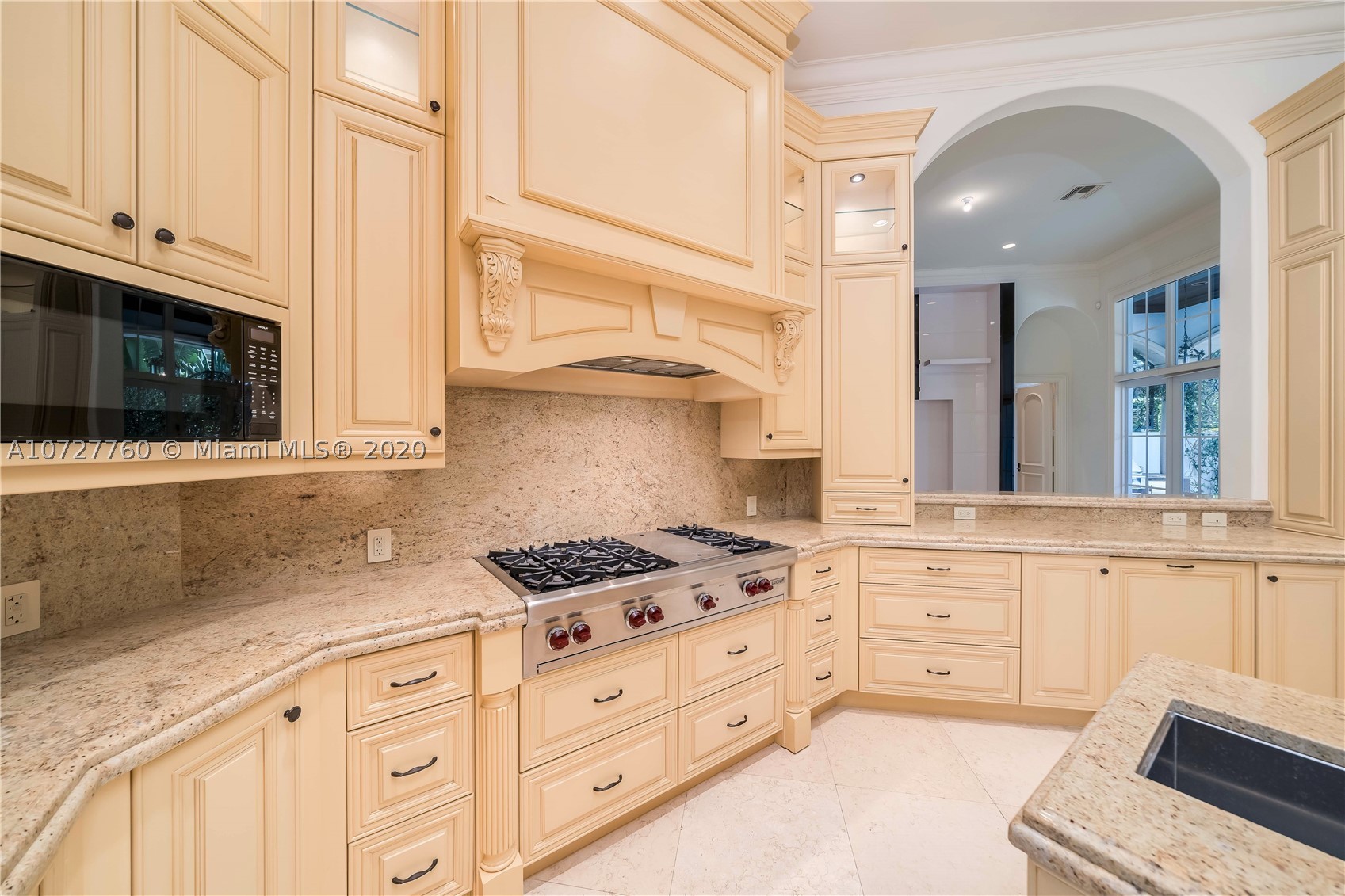 ISLAND ESTATES - Residential
