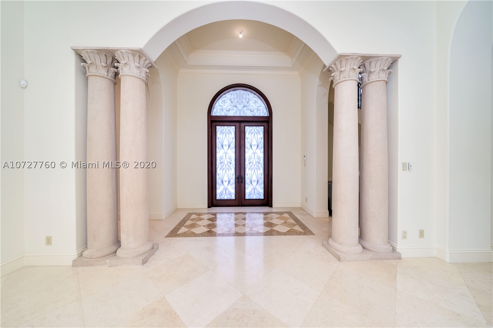ISLAND ESTATES - Residential