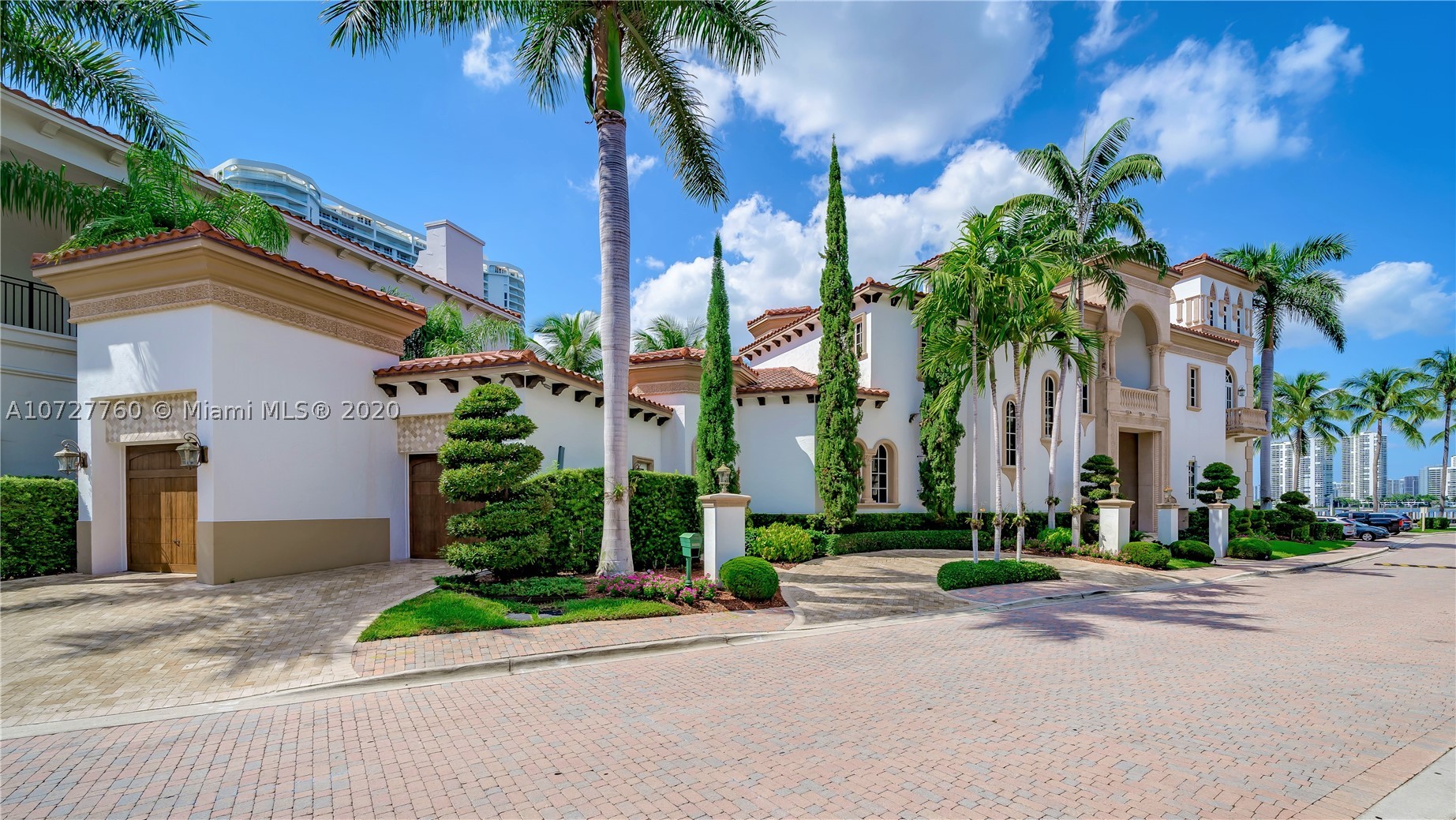 ISLAND ESTATES - Residential