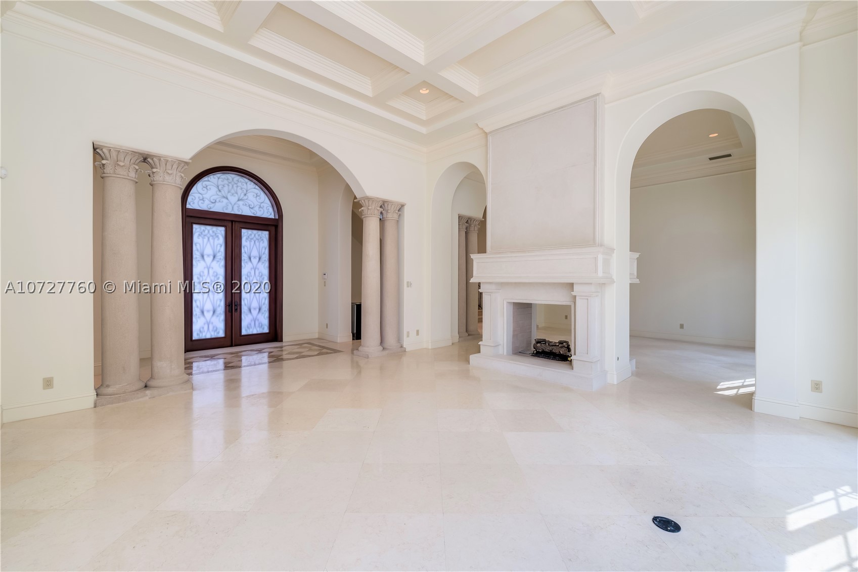 ISLAND ESTATES - Residential