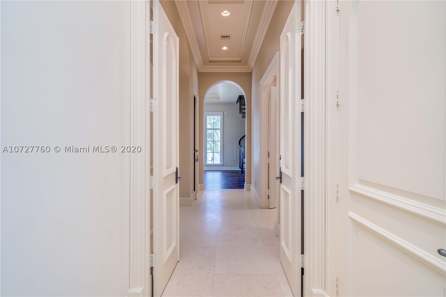 ISLAND ESTATES - Residential