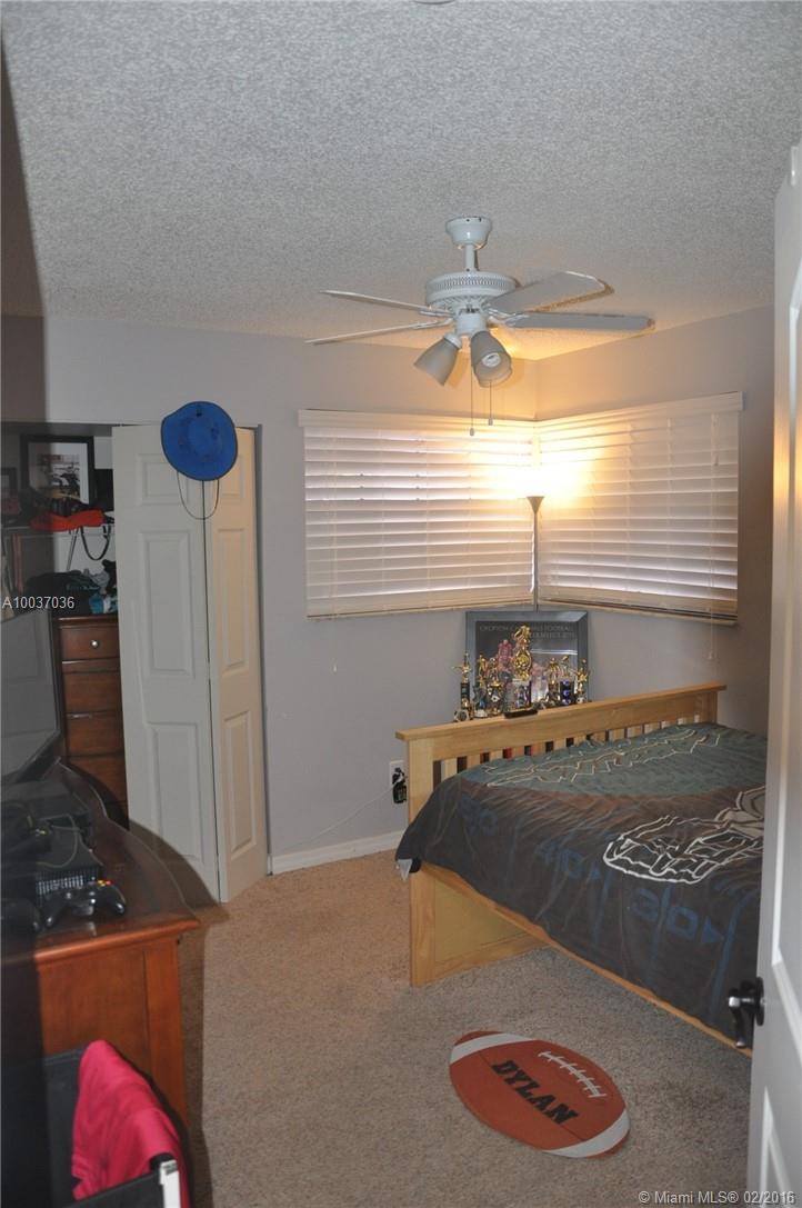 Country Address 102-1 B - Residential