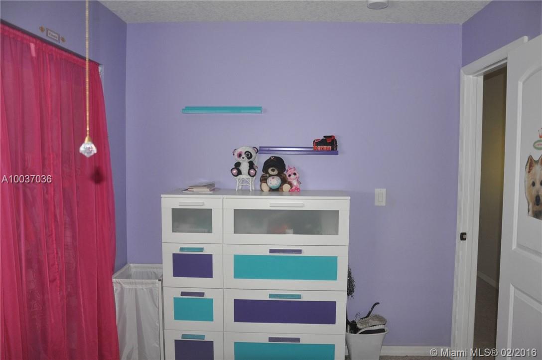 Country Address 102-1 B - Residential