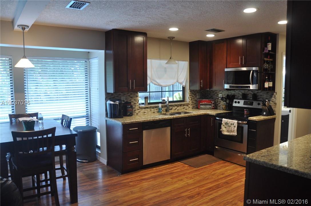 Country Address 102-1 B - Residential