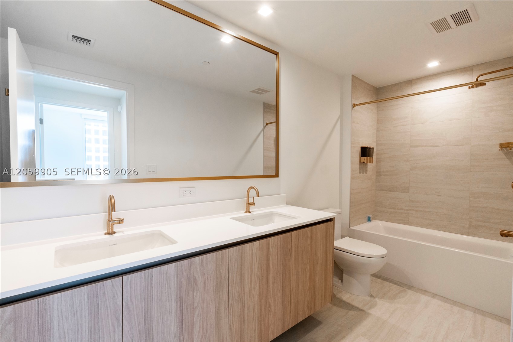 VICEROY RESIDENCES - Residential