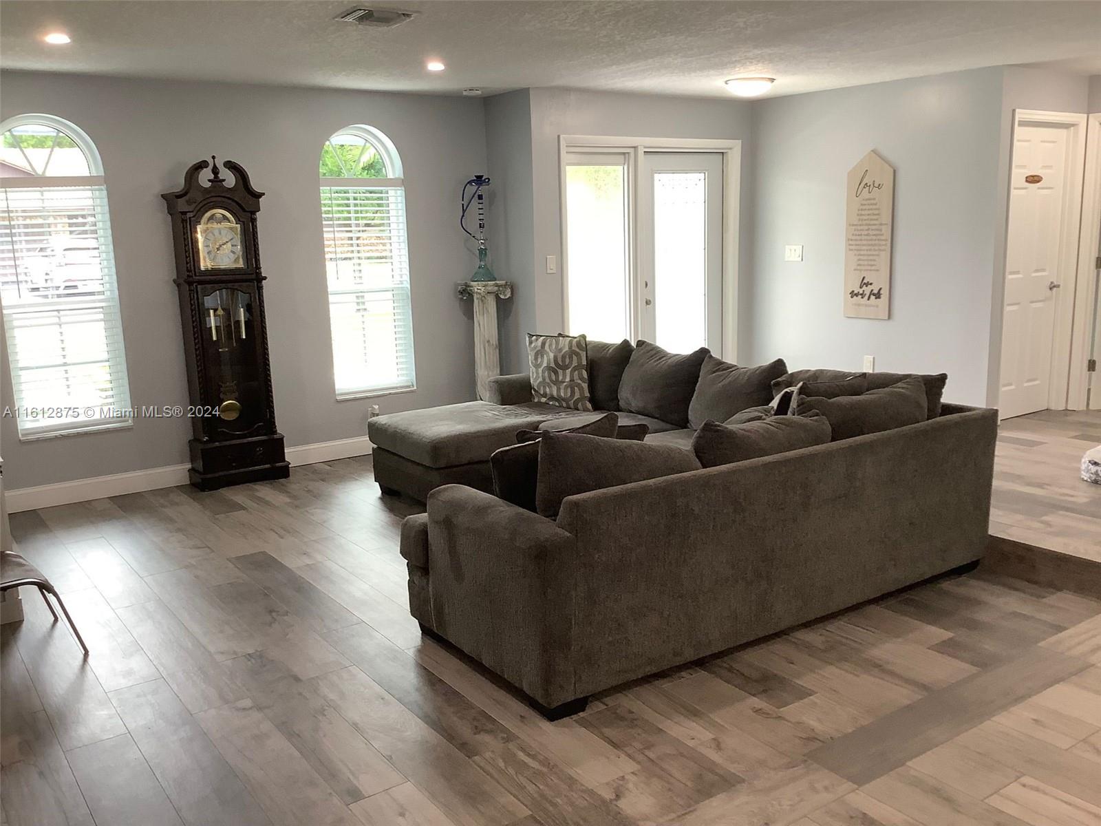 RAMBLEWOOD SOUTH - Residential